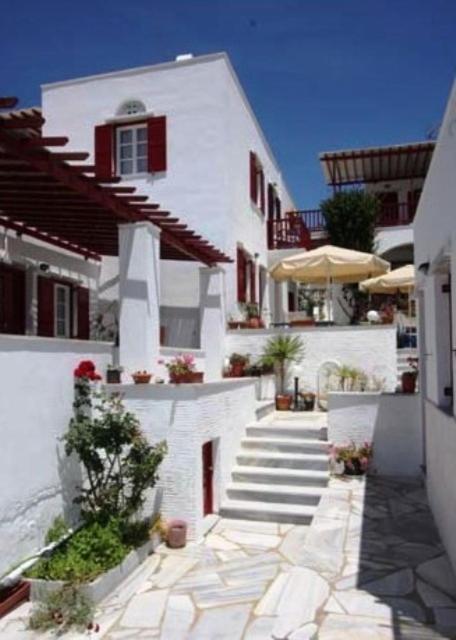 Akrogiali Hotel Agios Sostis  Exterior photo