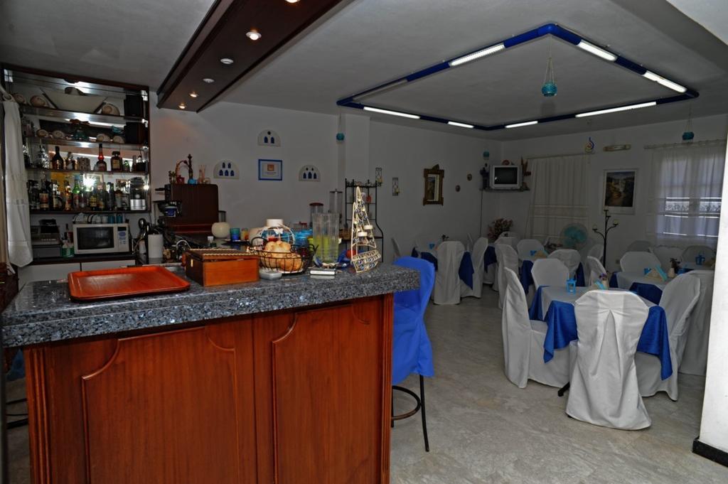 Akrogiali Hotel Agios Sostis  Exterior photo